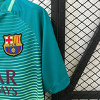 Retro FC Barcelona 2016-2017 third away