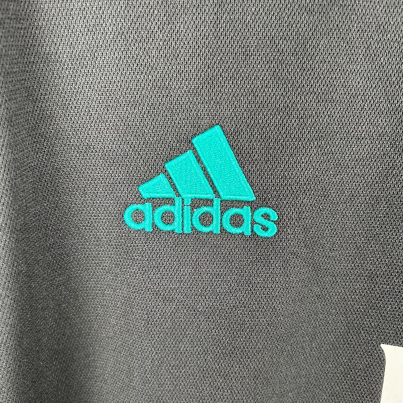 Retro Real Madrid 2017-2018 away