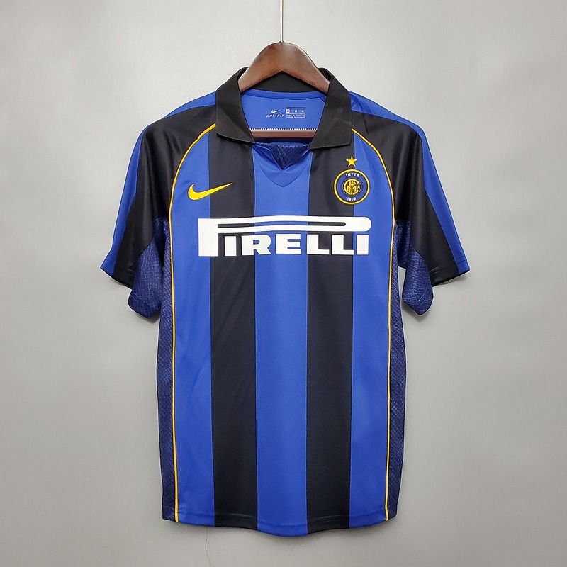 Retro Inter Milan 2001-2002 home Main image