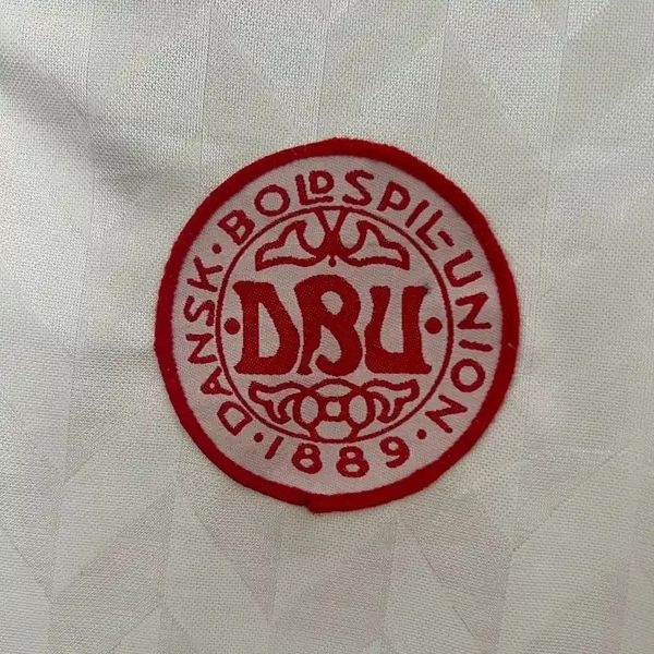 Retro Denmark national 1988 away