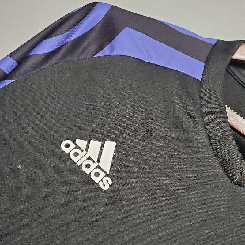 Retro Real Madrid 2015-2016 second away