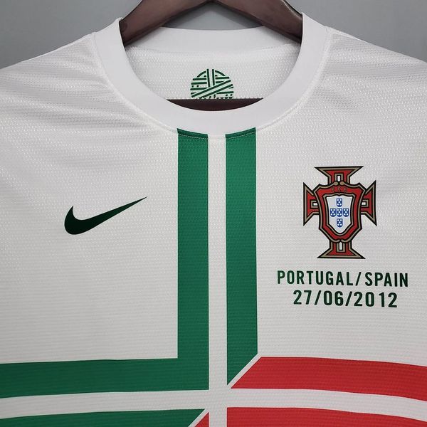 Retro Portugal 2012 away