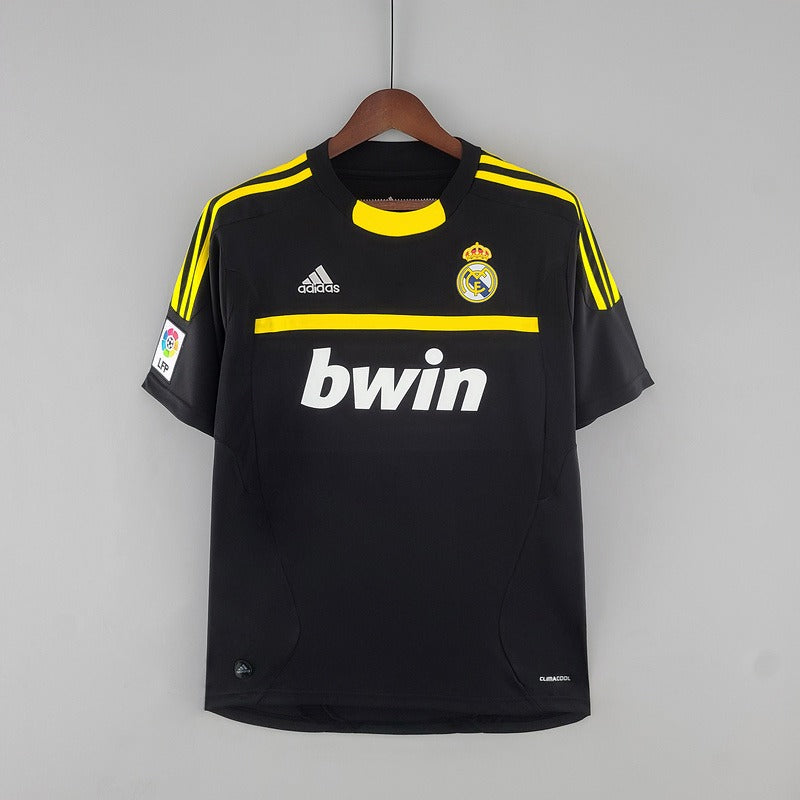 Retro Real Madrid 2011-2012 Goalkeeper Main image