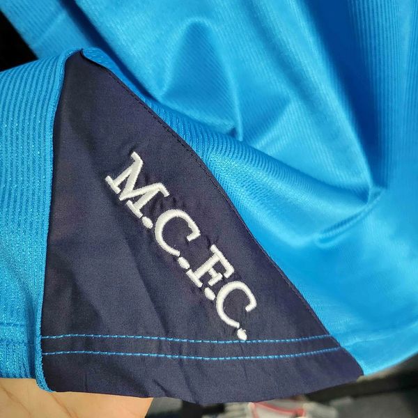 Retro Manchester City 1999-2001 home