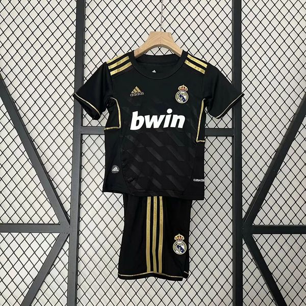Retro Kids Real Madrid 2012-2013 away Main image