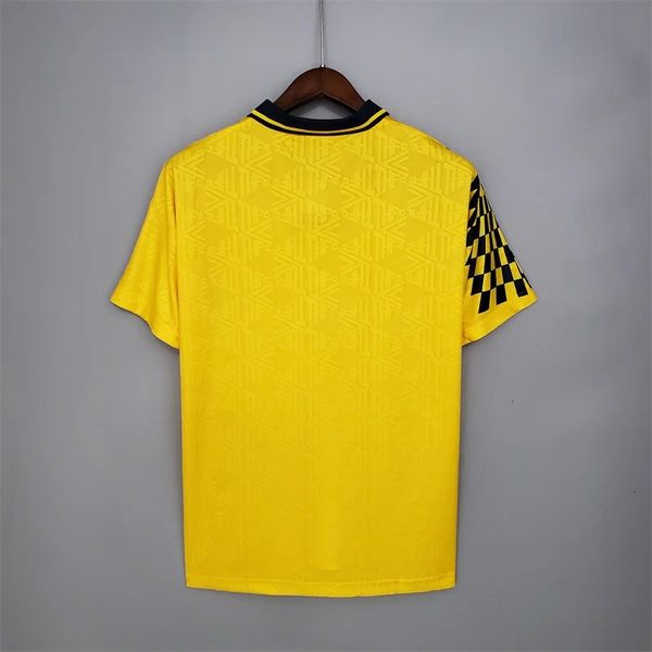 Retro Tottenham Hotspur 1992-1994 away Secondary image