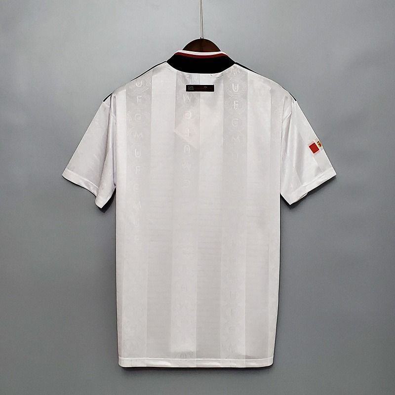 Retro Manchester United 1997-1998 away