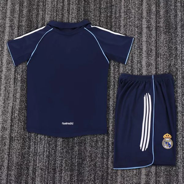 Retro Kids Real Madrid 2005-2006 away Secondary image
