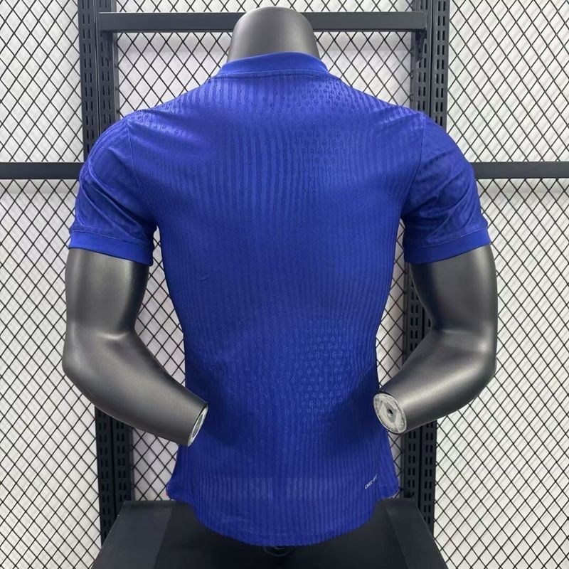 FC Barcelona 2025-2026 special edition player Secondary image
