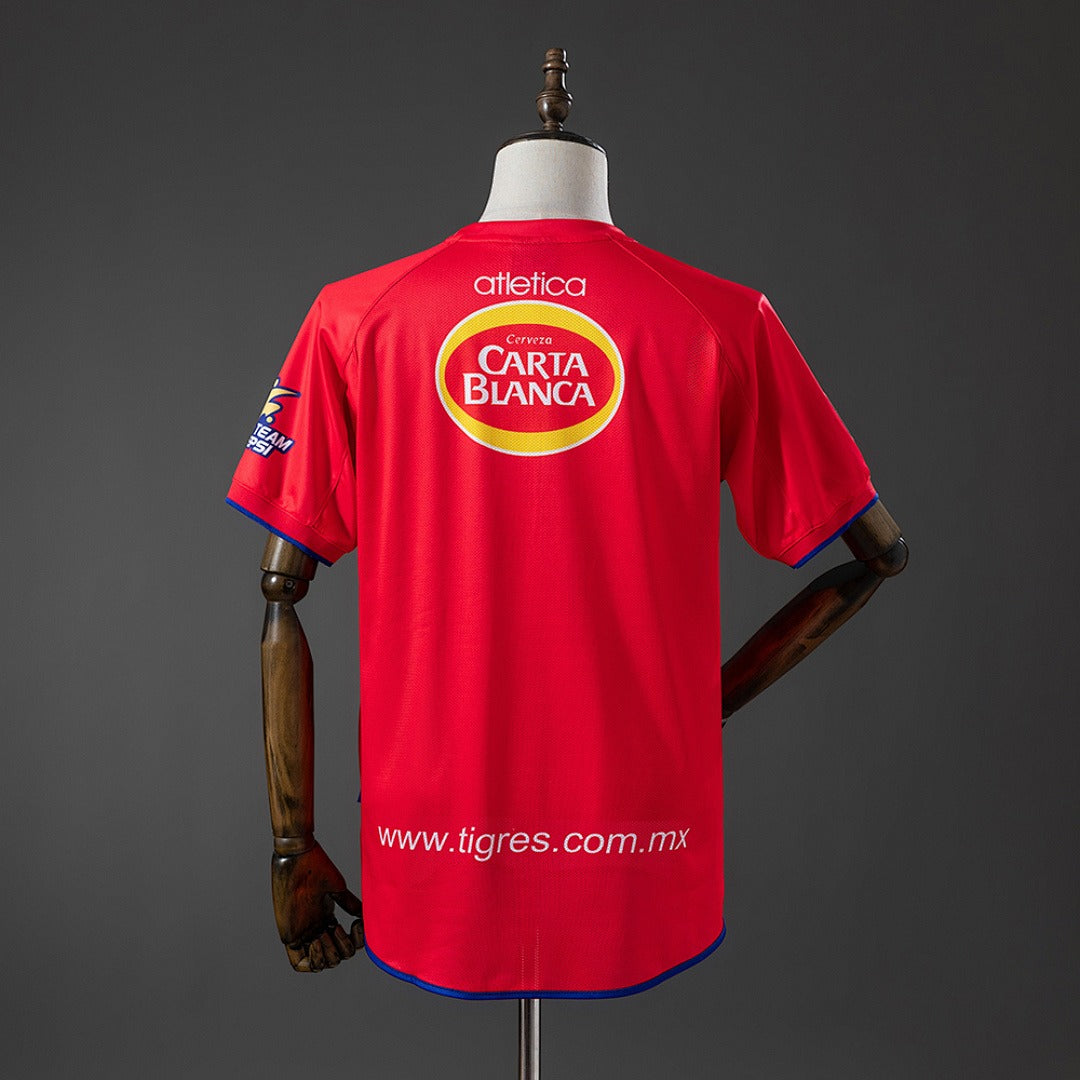 Retro Tigres UANL 2001-2002 Away Secondary image