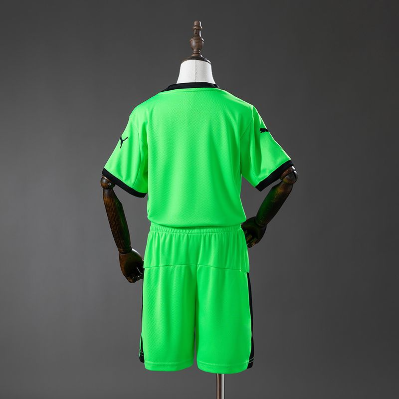 Kids Portugal 2026 Goalkeeper Fan Secondary image