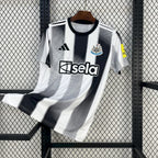 maillot Newcastle domicile