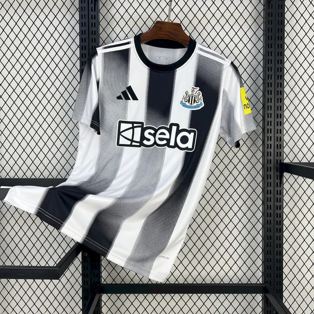 maillot Newcastle domicile