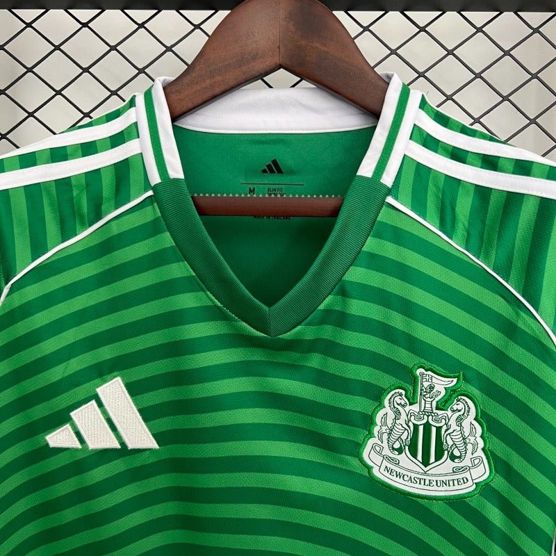 Newcastle United 2025 - 2026 away - WCFOOTBALLSUIT