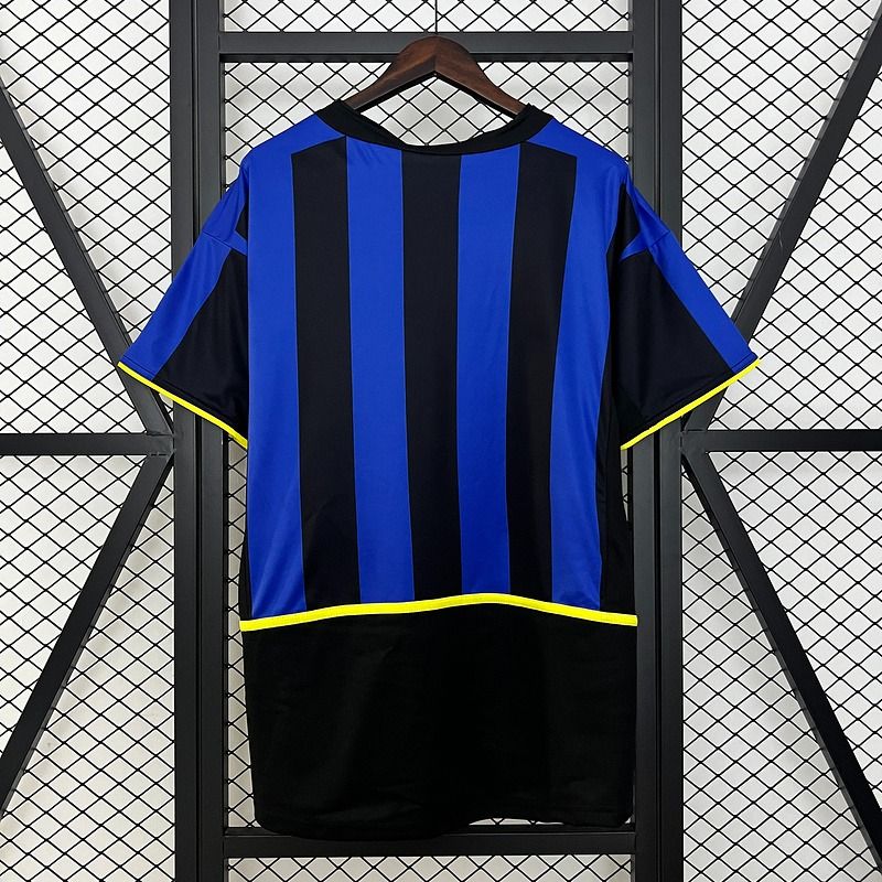 Retro Inter Milan 2002-2003 home Secondary image
