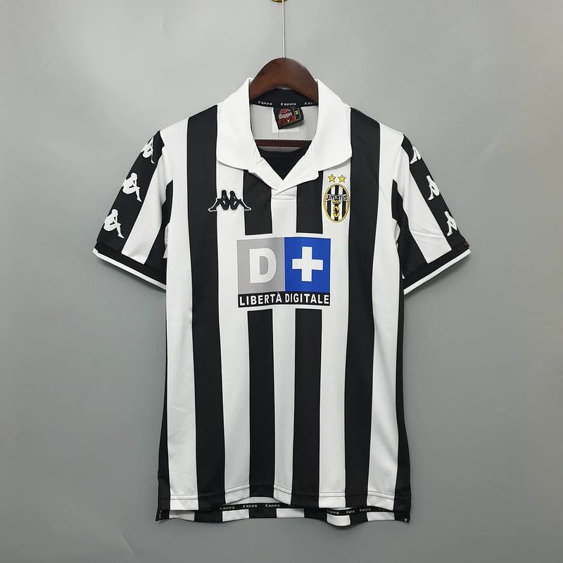 Retro Juventus 1999 - 2000 home - WCFOOTBALLSUIT Main image