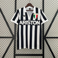 Retro Juventus 2001 - 2002 home - WCFOOTBALLSUIT
