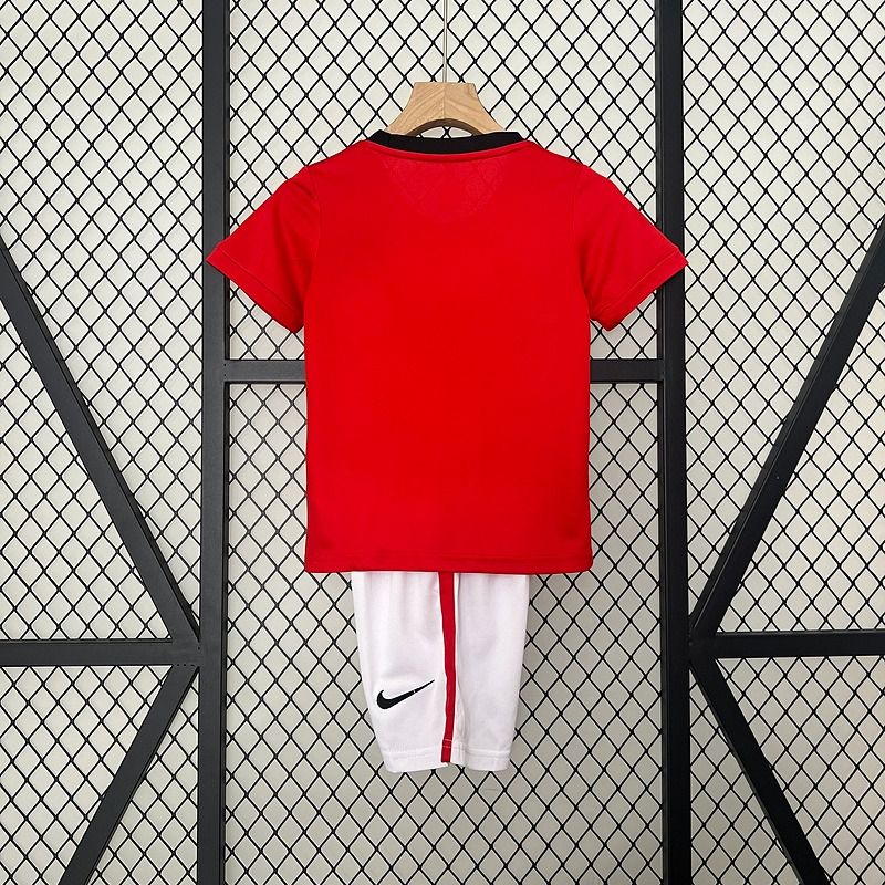 Retro Kids Manchester United 2009-2010 home Secondary image