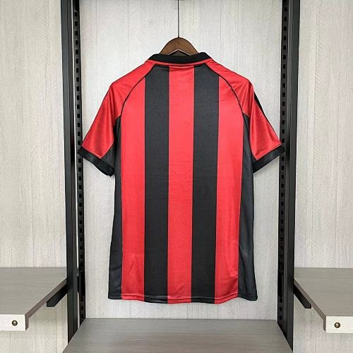Retro AC Milan 1998-1999 home Secondary image